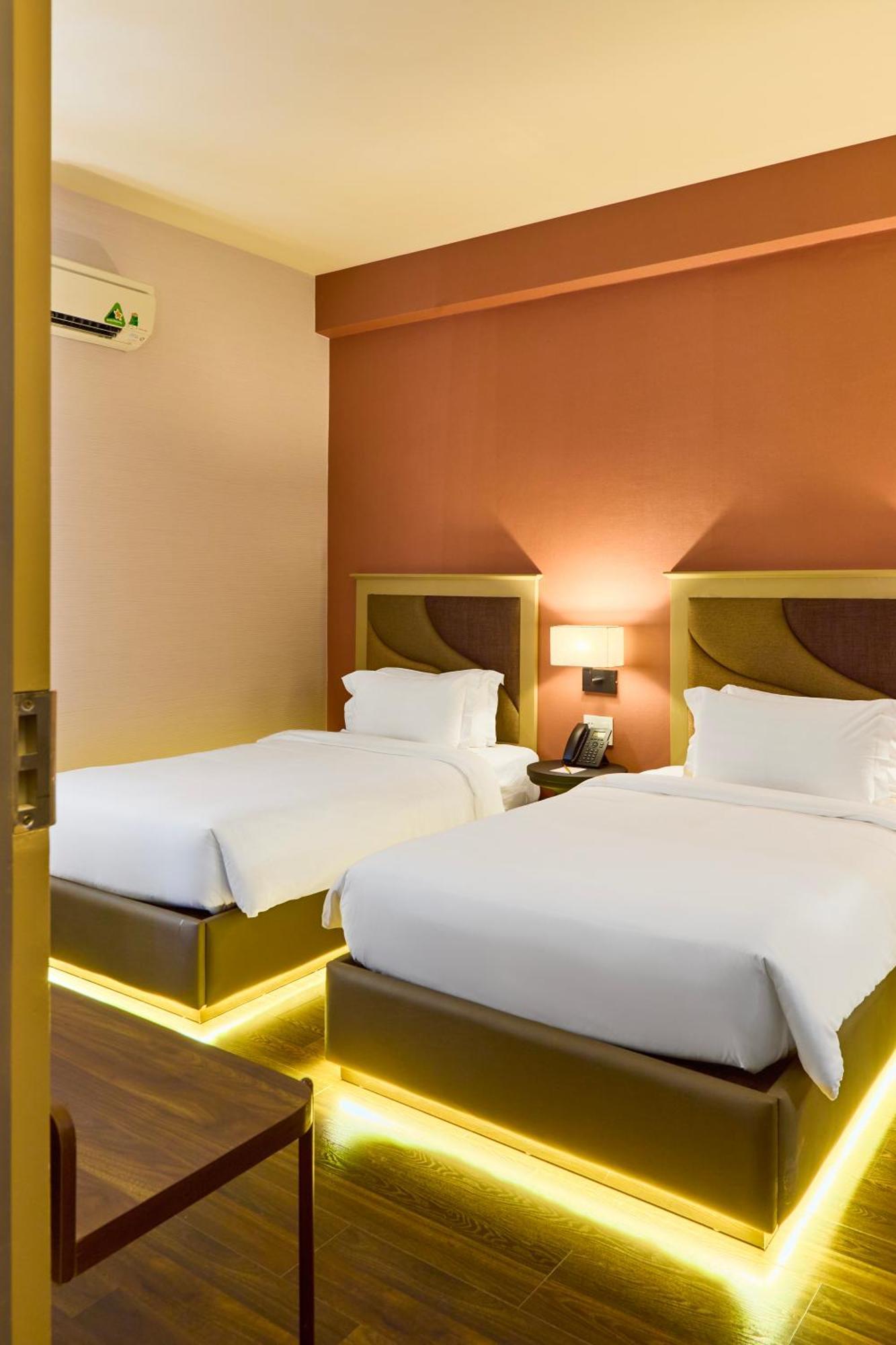 Kin Hotel Ly Tu Trong Ho Či Minovo Město Exteriér fotografie